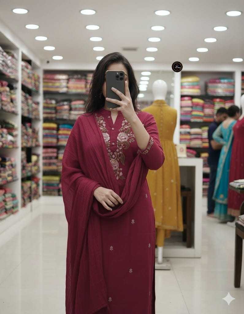 Kashvi Rayon Ladies Suit