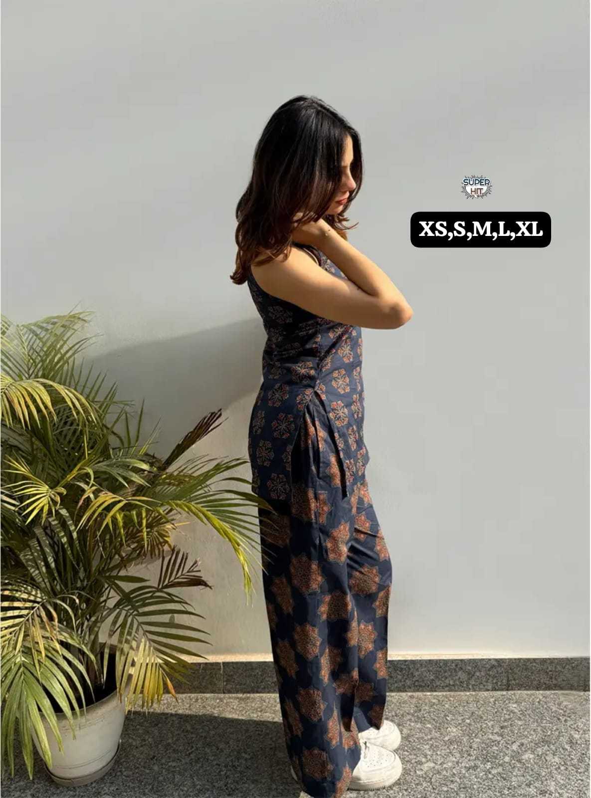 Trupti Rayon Kurti