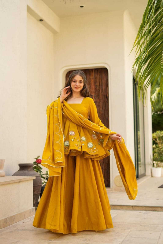Chinon Palazzo Suit 1237