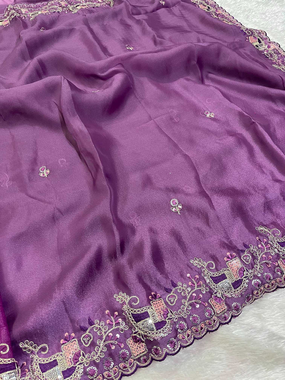 Aashirvi Silk Traditional Saree