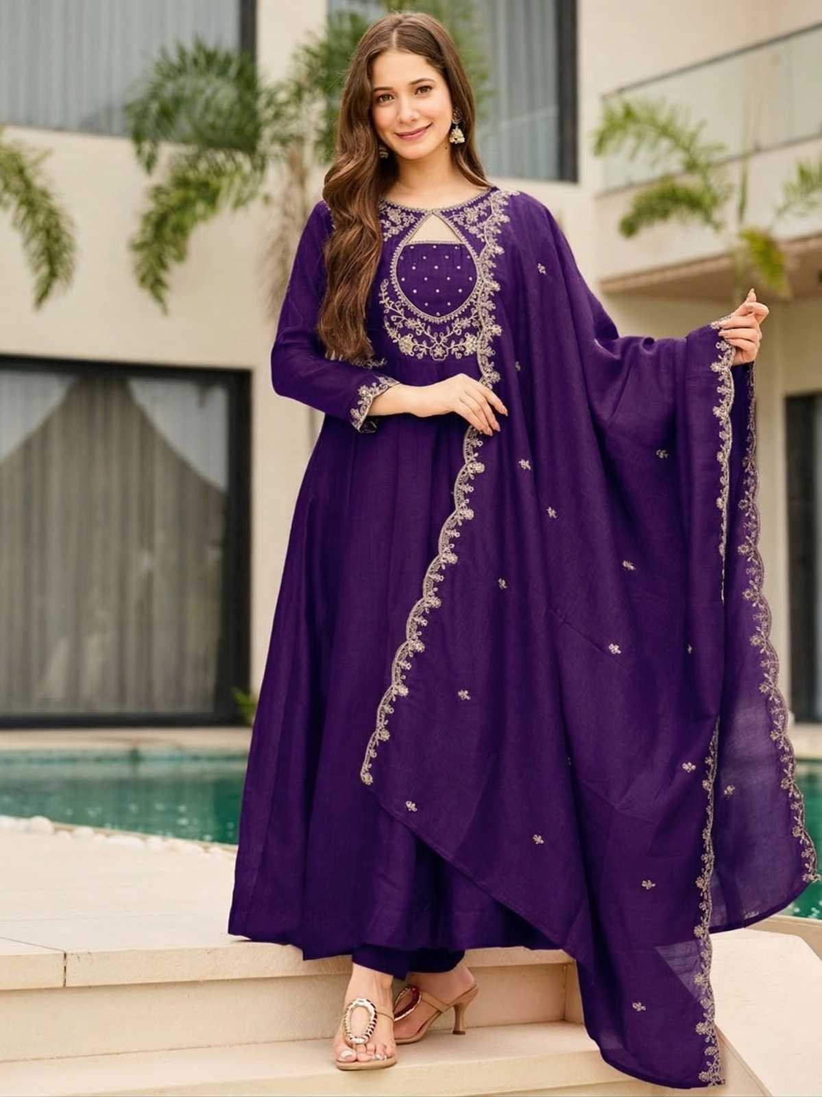 Embroidery Suit
