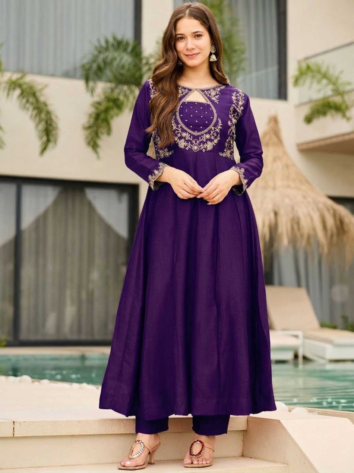 Embroidery Suit