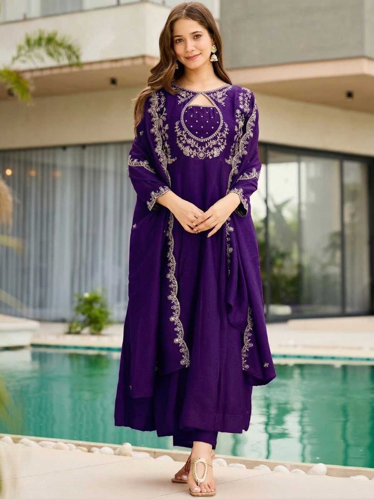 Embroidery Suit