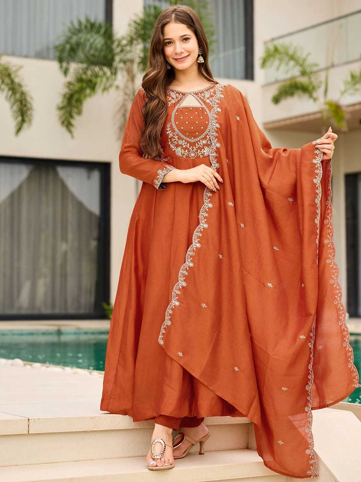 Embroidery Suit