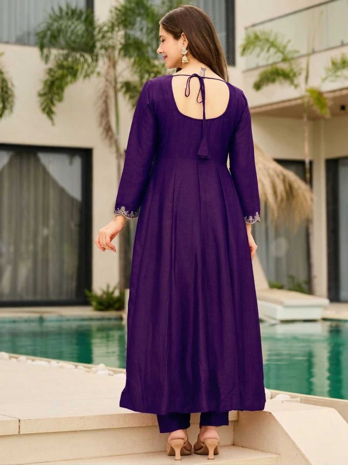 Soft Vichitra Ladies Suit