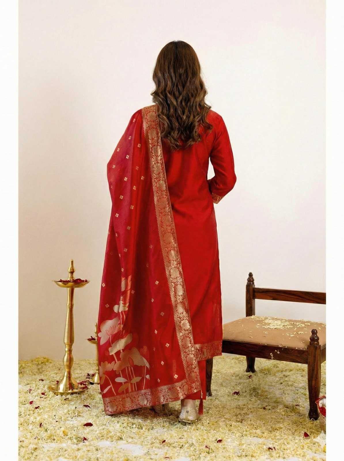 Ladies Silk Suit