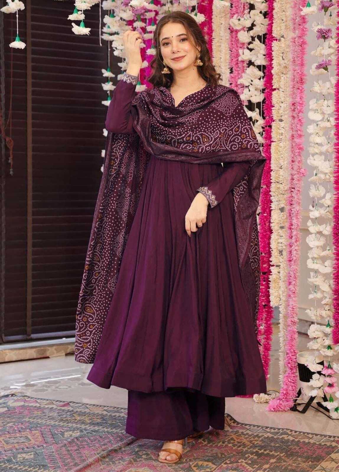 Embroidery Suit