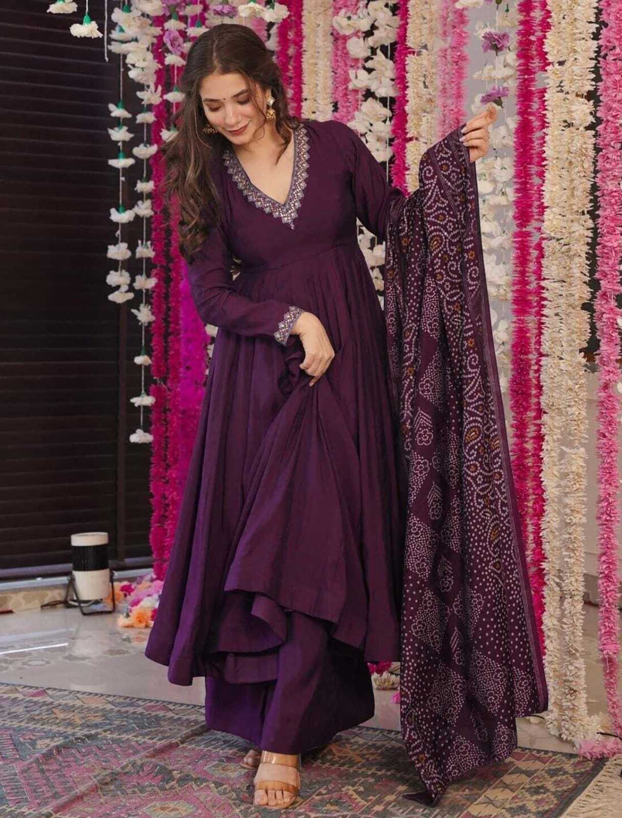Embroidery Suit