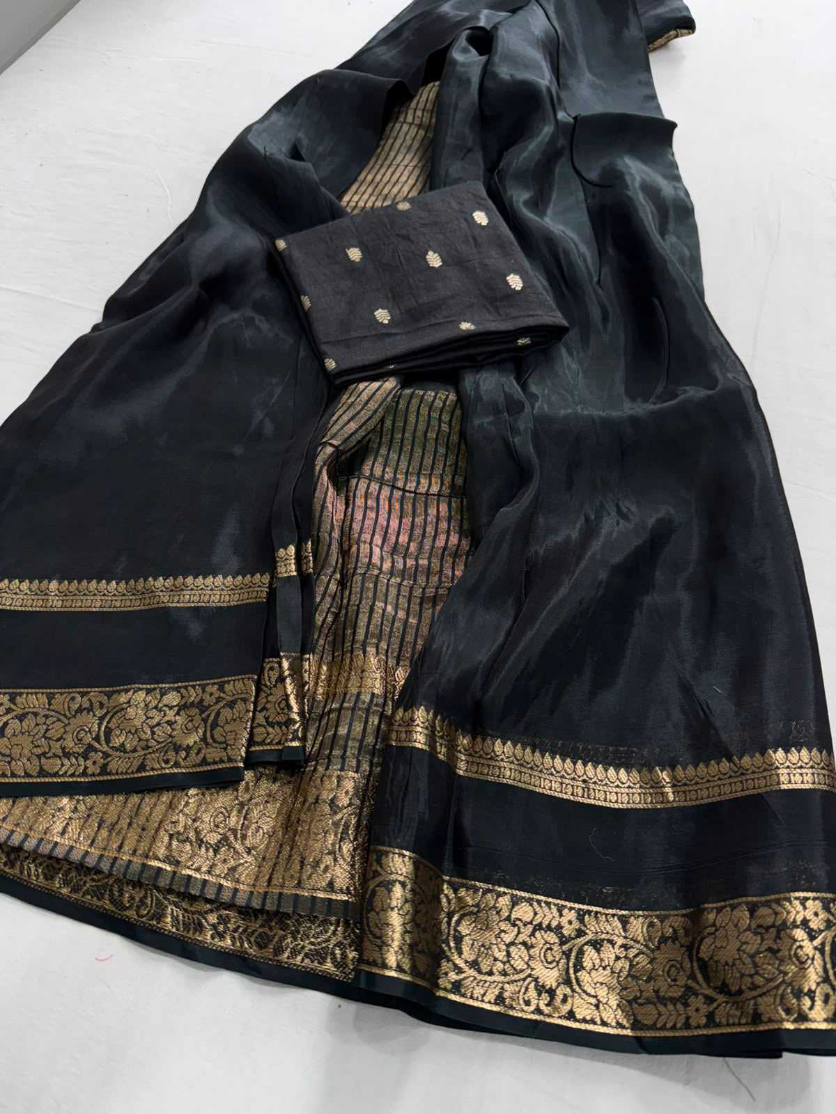 Hiral Soft Cotton Silk Saree