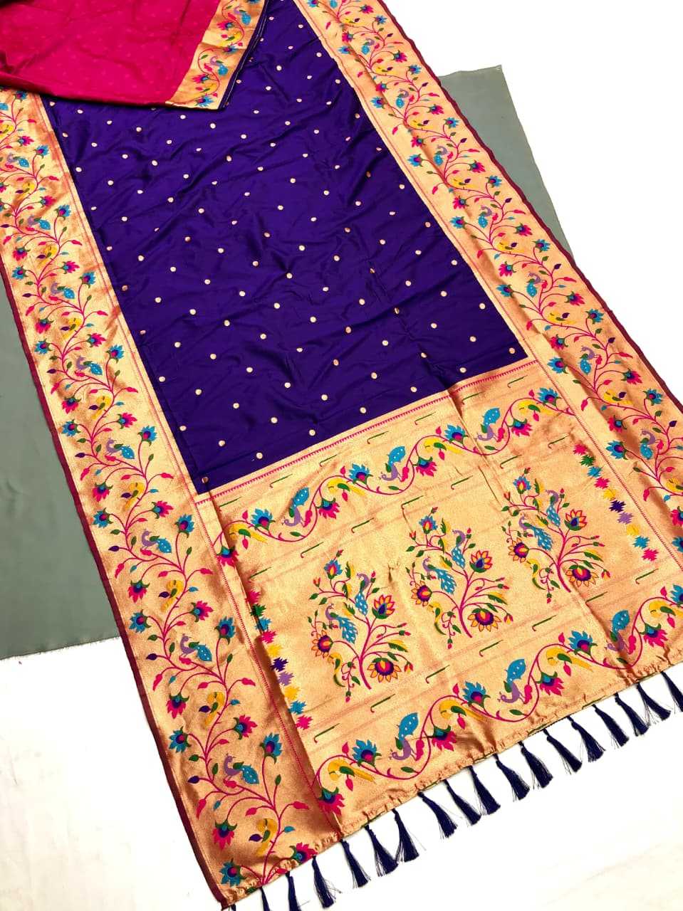 Full Well Kanjivaram Silk Heavy Saree