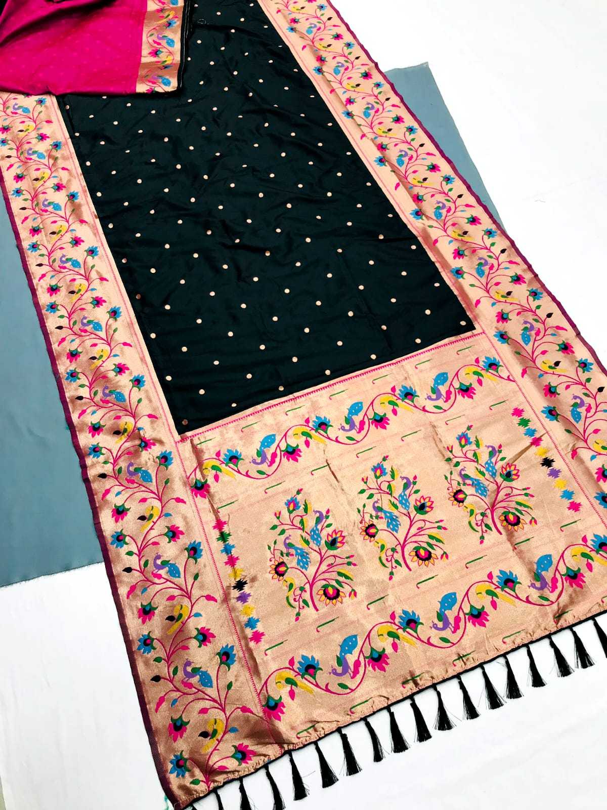 Full Well Kanjivaram Silk Heavy Saree