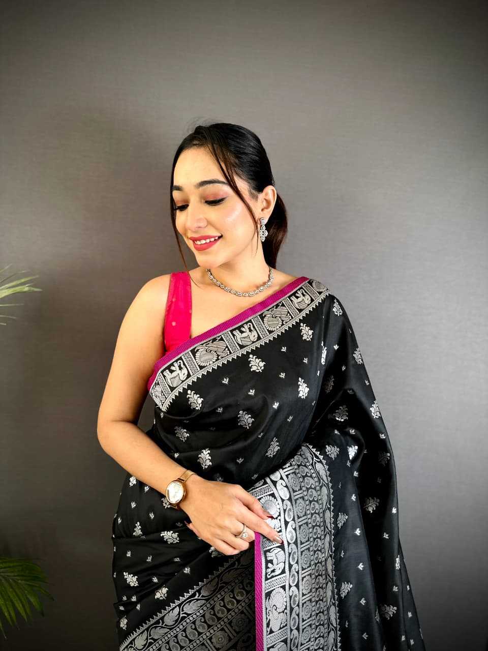 Banarasi Soft Silk Zari Border Saree