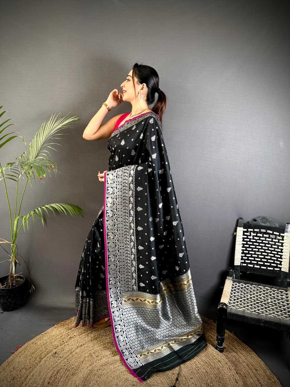 Banarasi Soft Silk Zari Border Saree