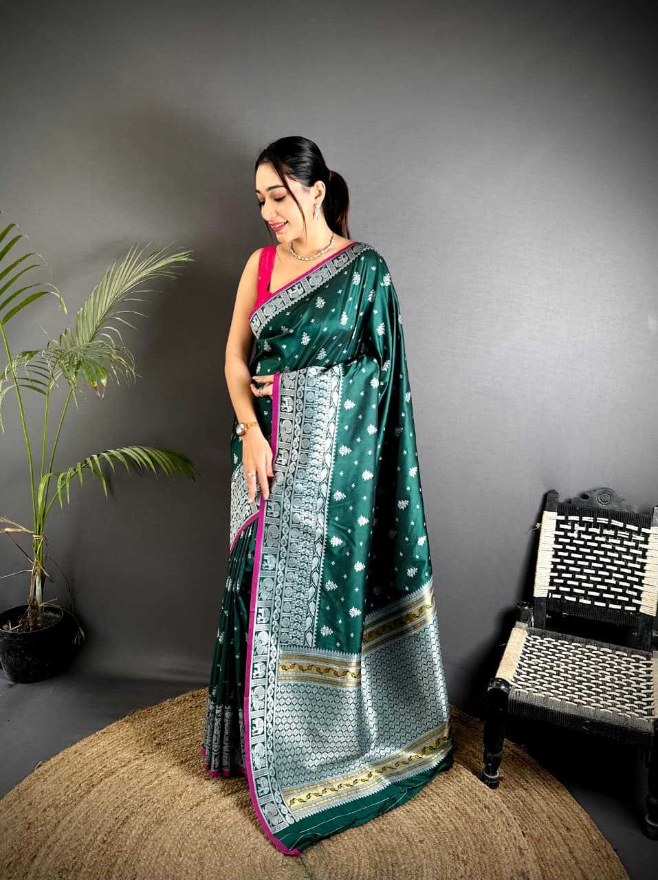 Banarasi Soft Silk Zari Border Saree
