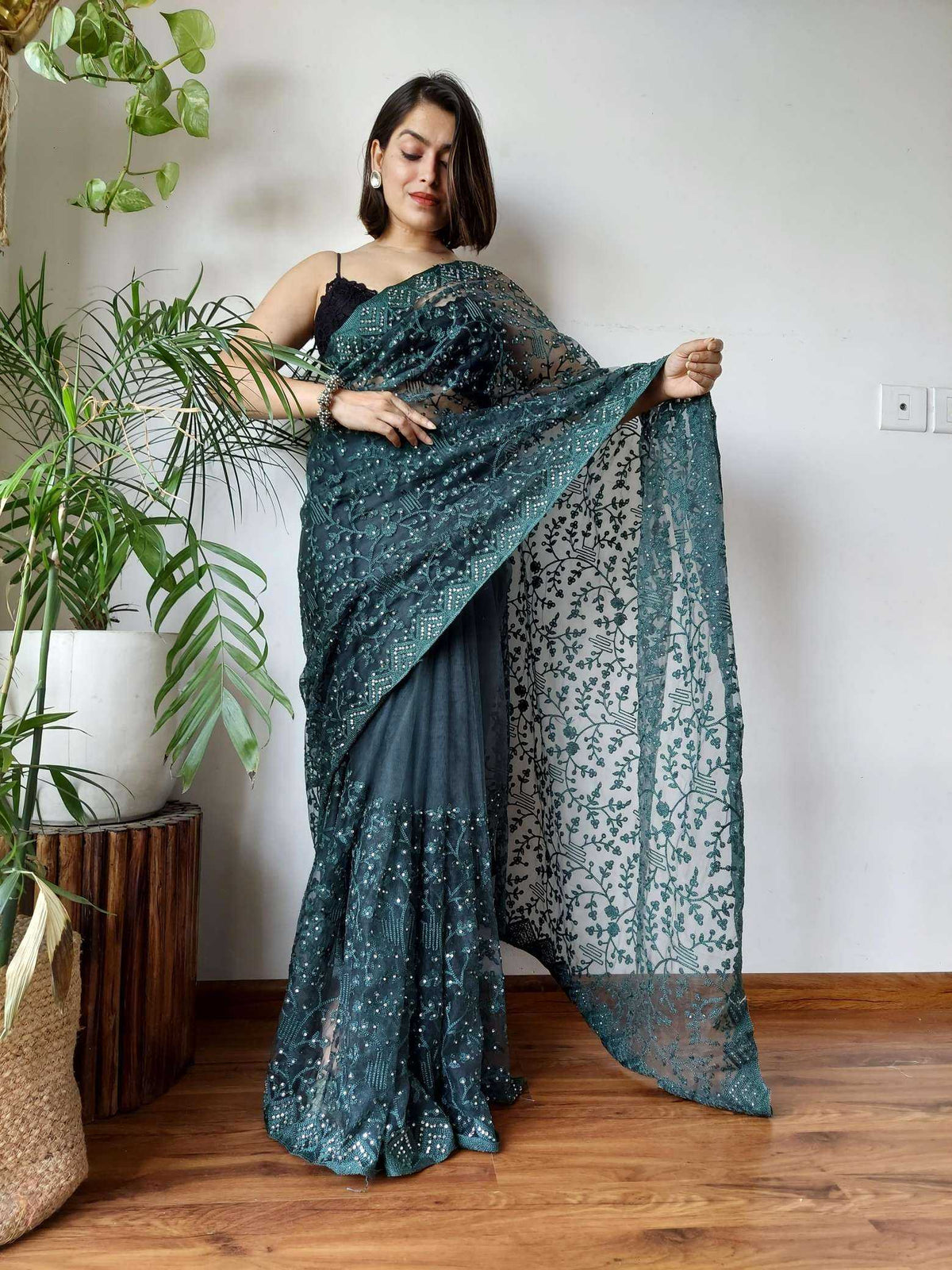 Abhivya Viscose Designer Saree