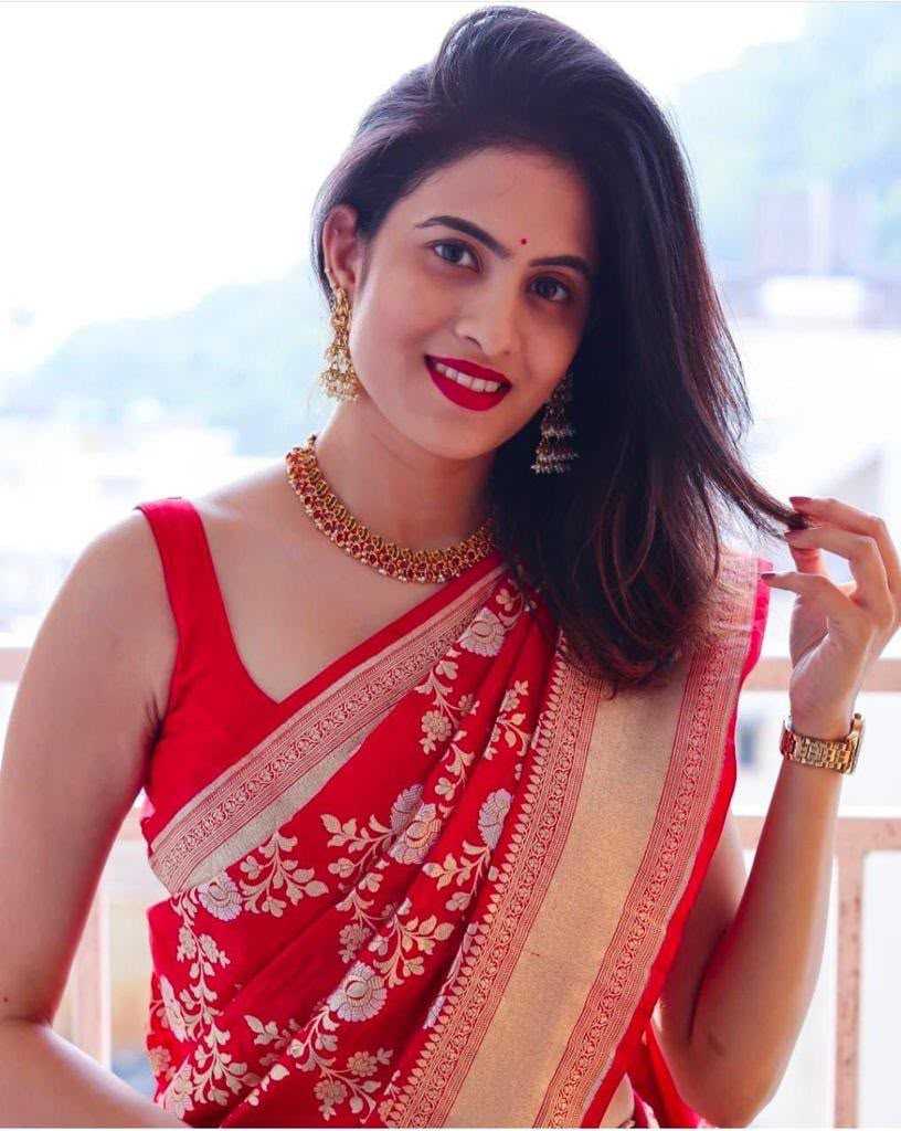 Lichi Silk Party Wear Saree