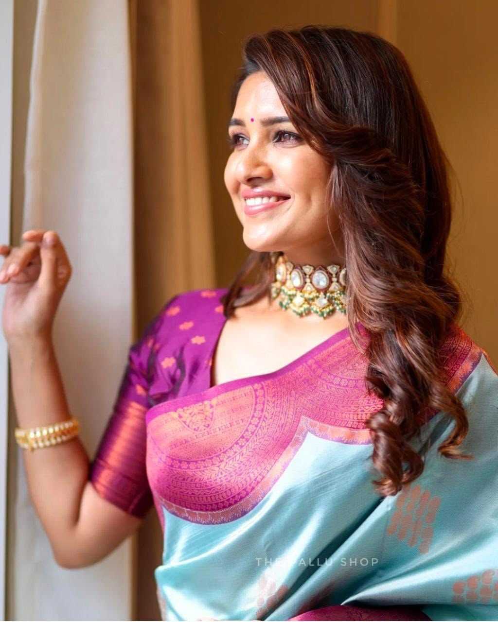 Lichi Silk Jacquard Saree