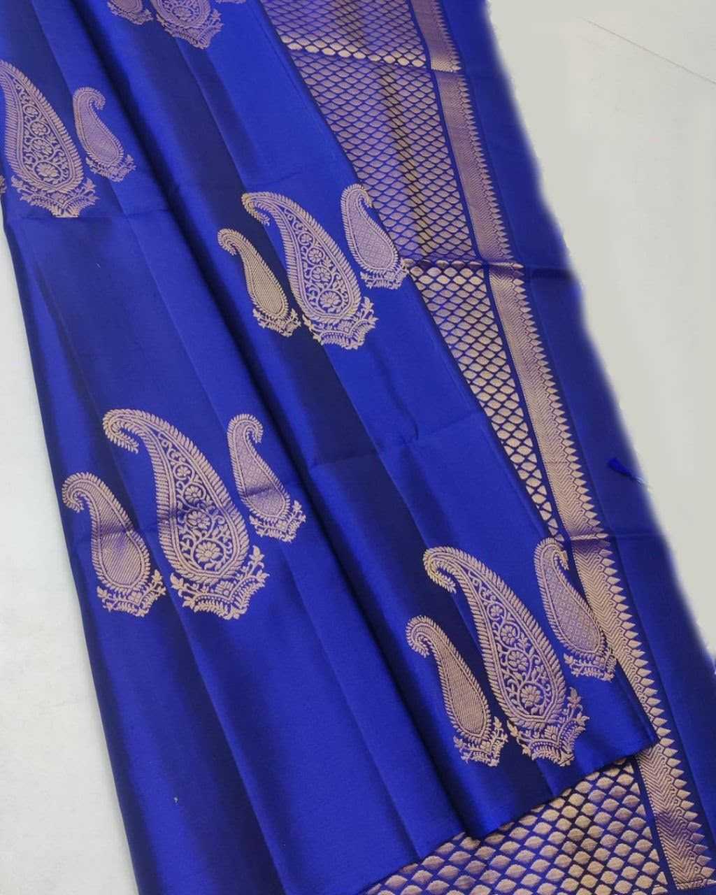 Lichi Silk Soft Saree in Blue