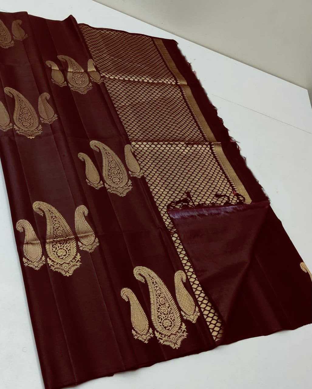 Lichi Silk Soft Saree in Blue
