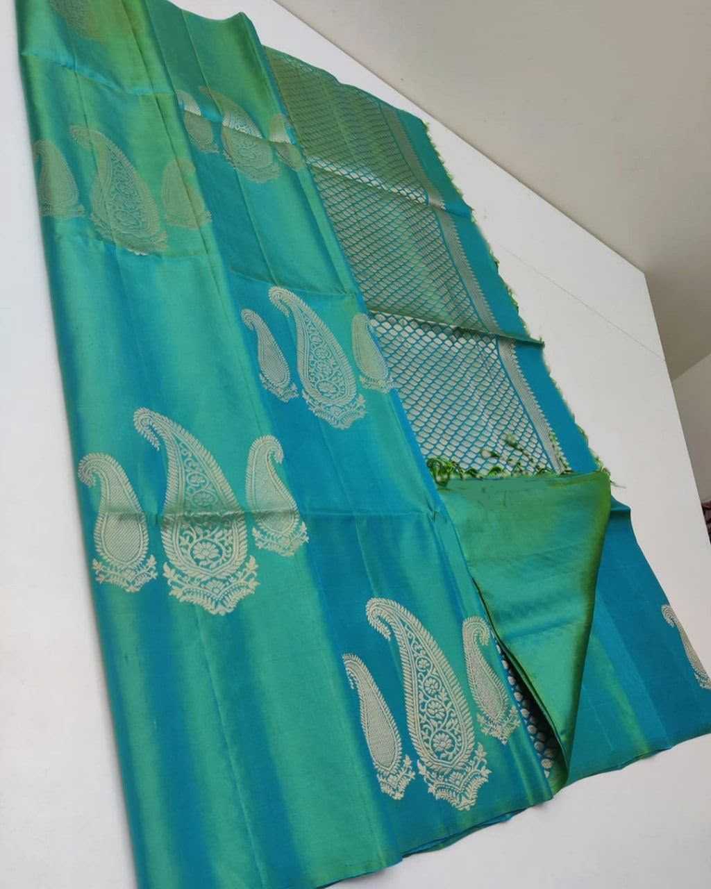 Lichi Silk Soft Saree in Blue