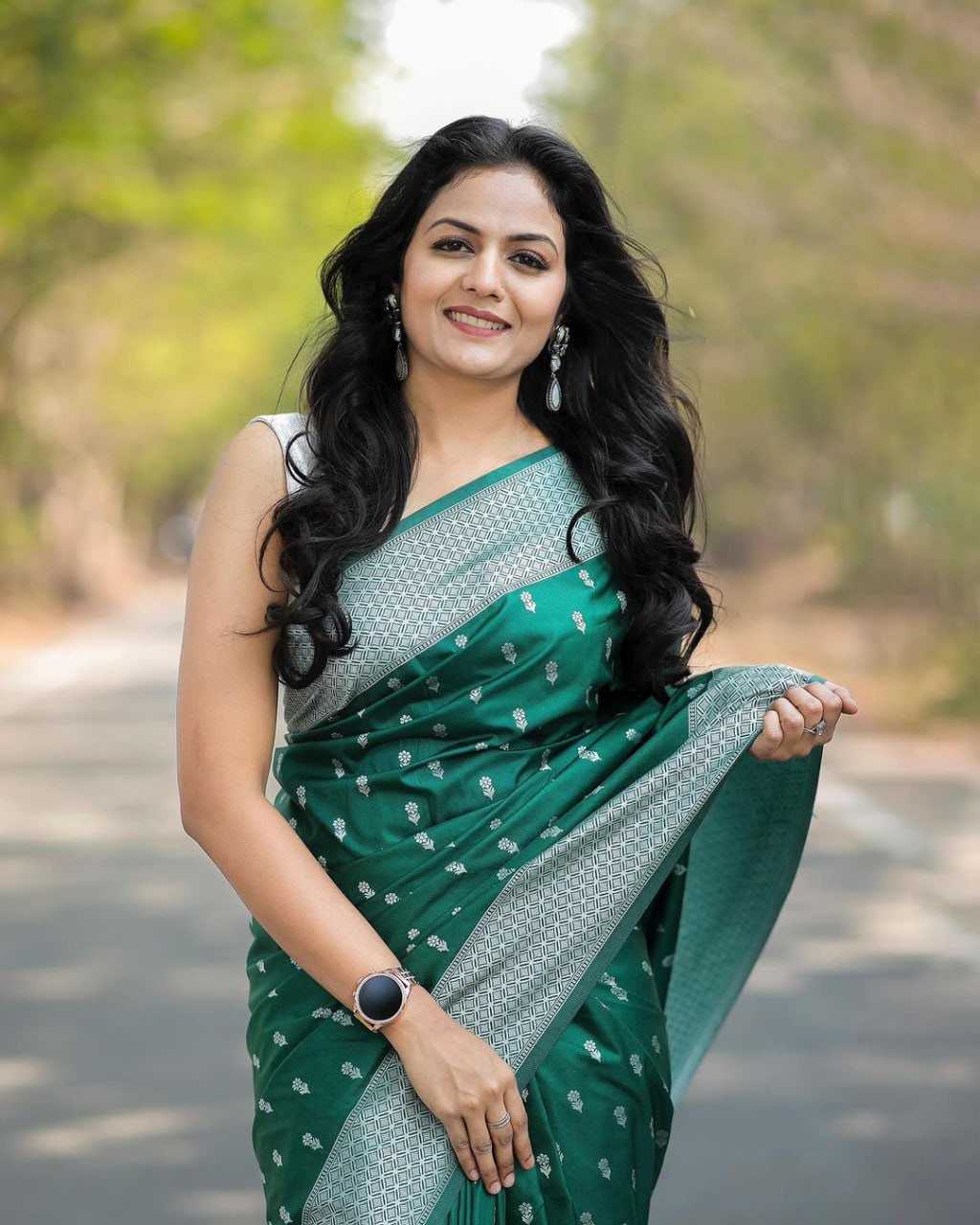 Lichi Silk Soft Saree in Dark Green