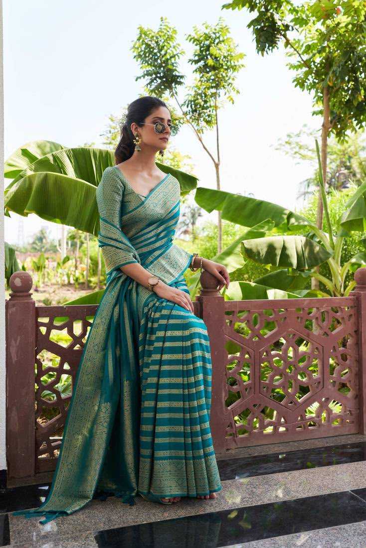 Lichi Silk Designer Saree in Pink