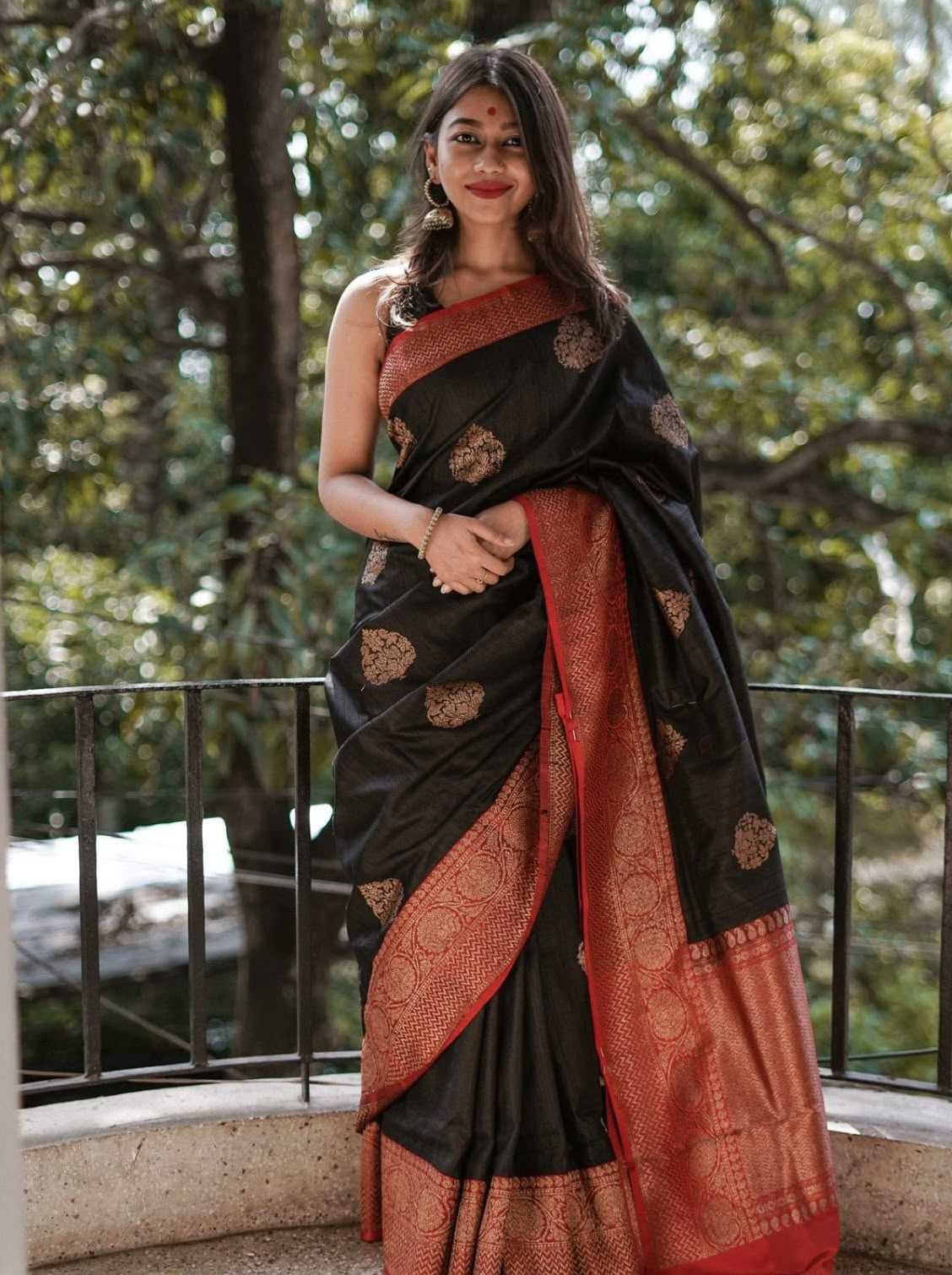 Lichi Silk Designer Saree 282