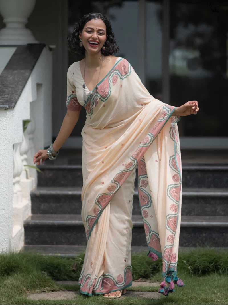 Cotton Printed Saree in Red