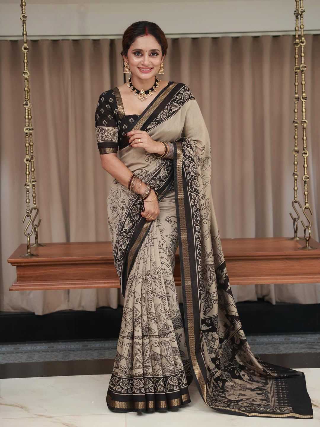 Cotton Designer Saree in Red