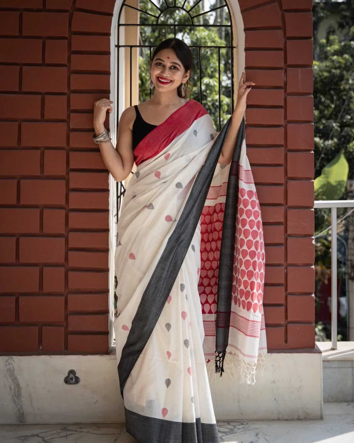 Cotton Printed Saree in White