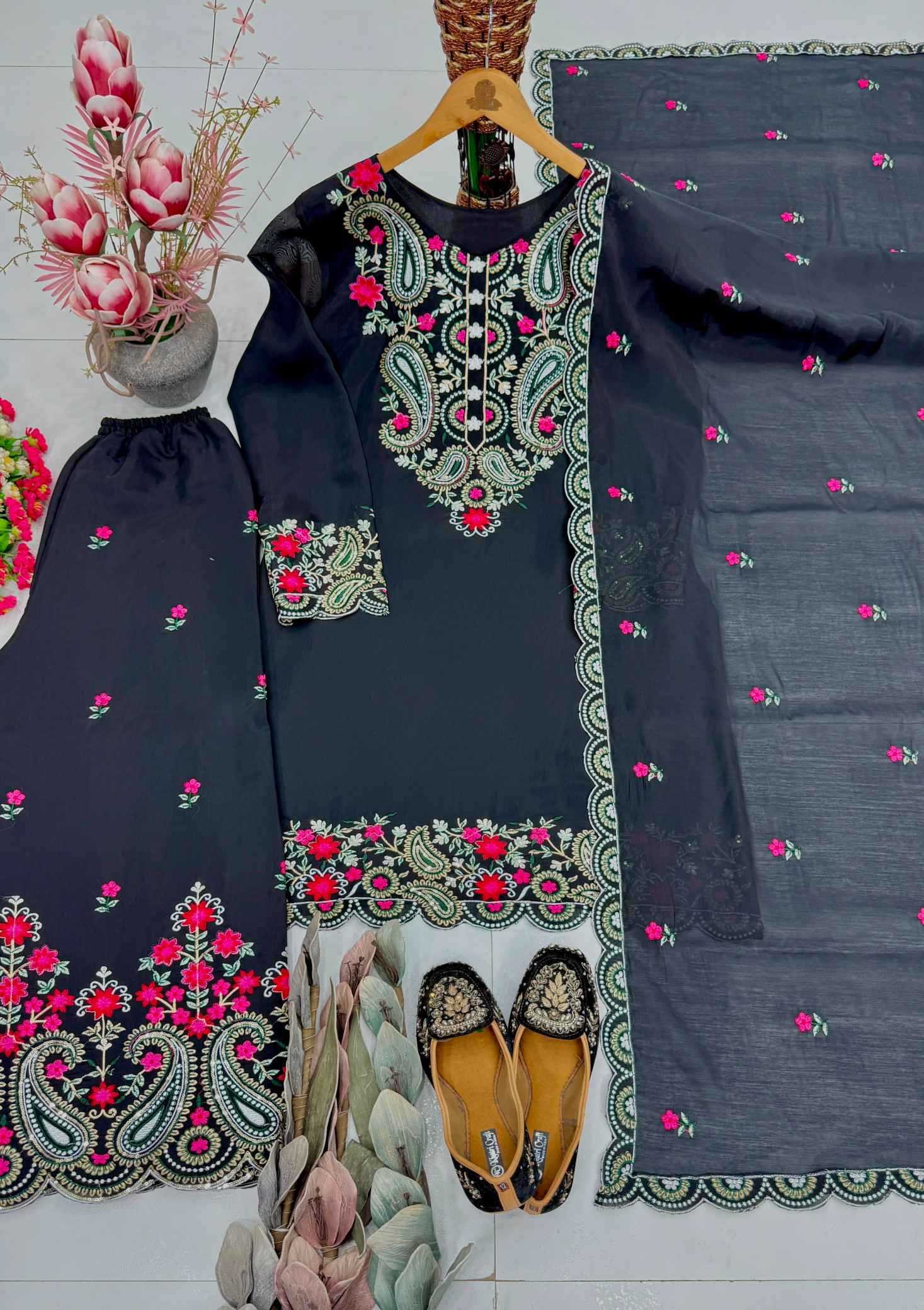 Embroidery Suit