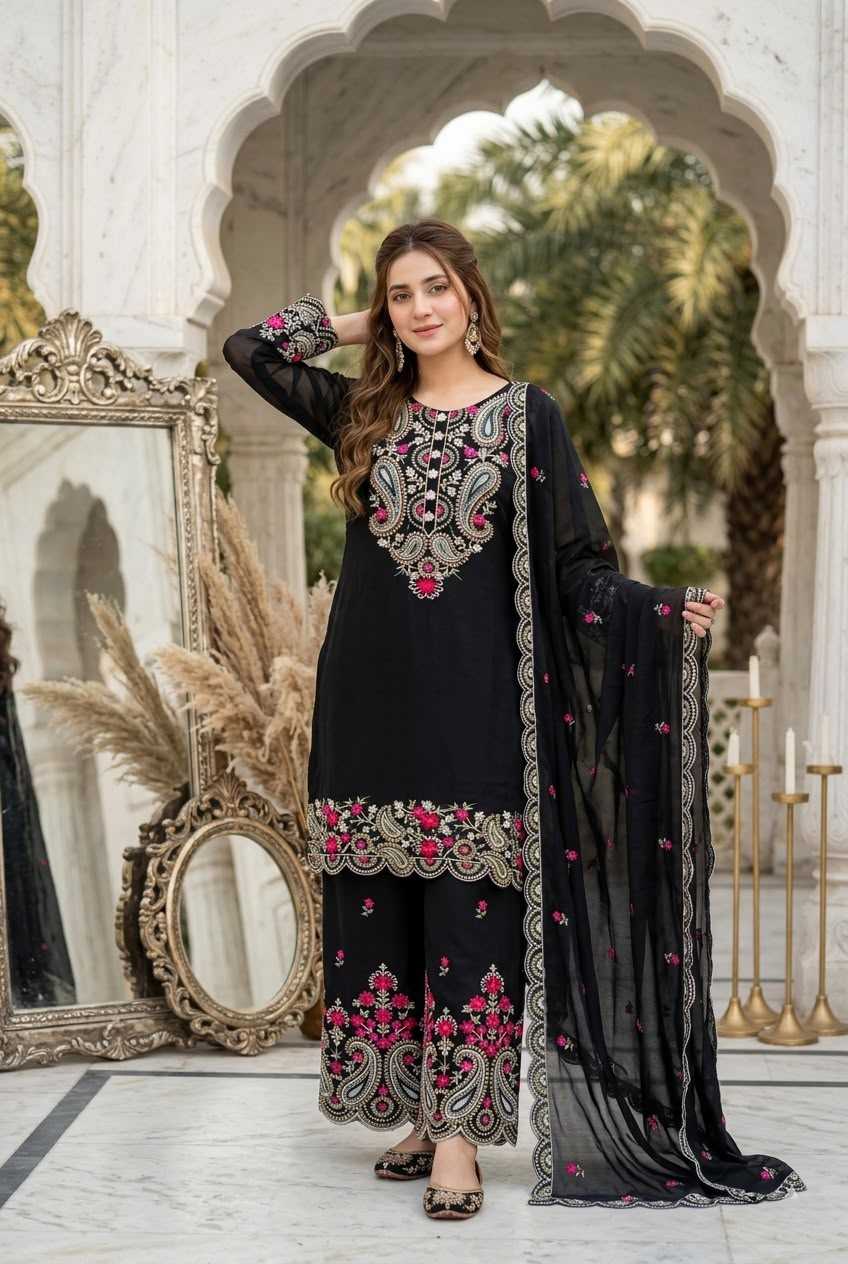 Embroidery Suit