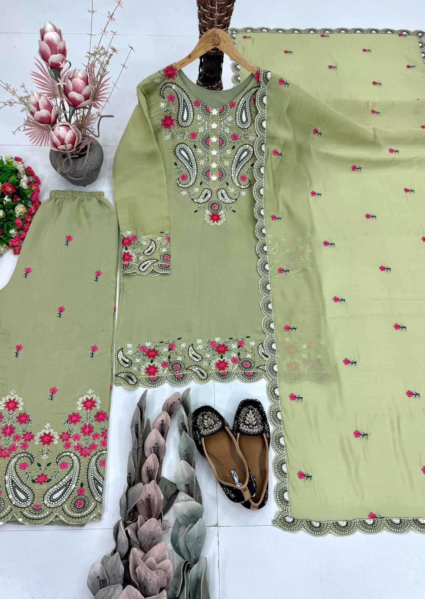 Embroidery Suit