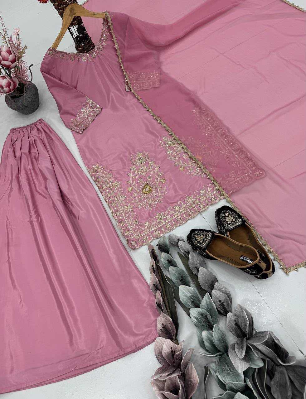 Heavy Crepe Ladies Suit 1692