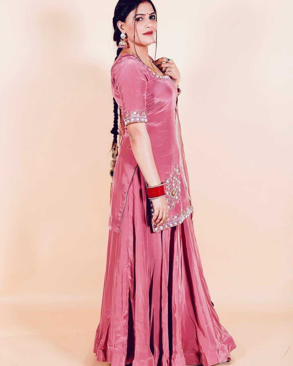 Heavy Crepe Ladies Suit 1692