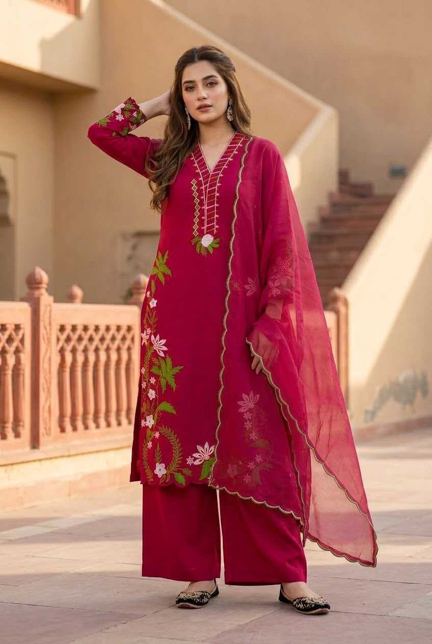 Heavy Roman Silk Embroidery Suit