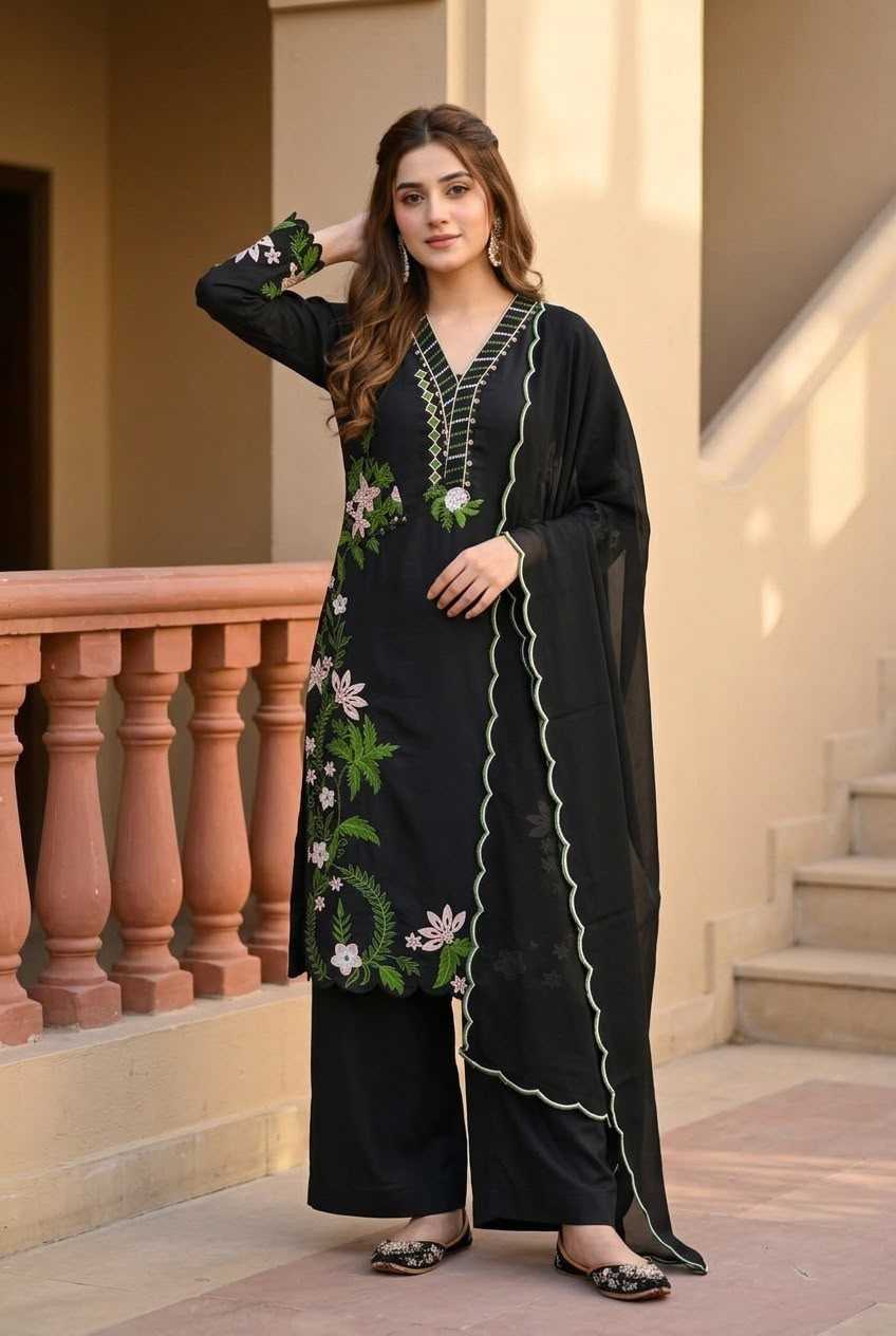Heavy Roman Silk Embroidery Suit