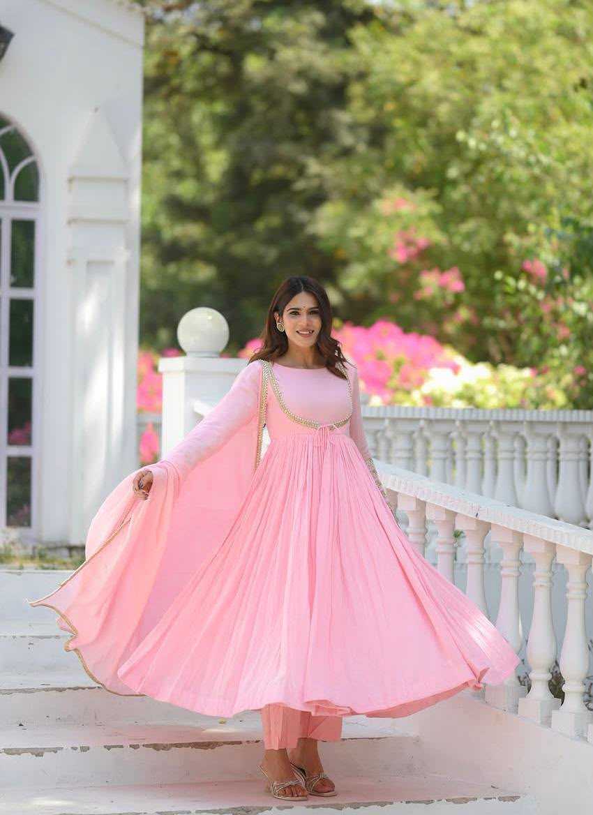 Ladies Silk Suit