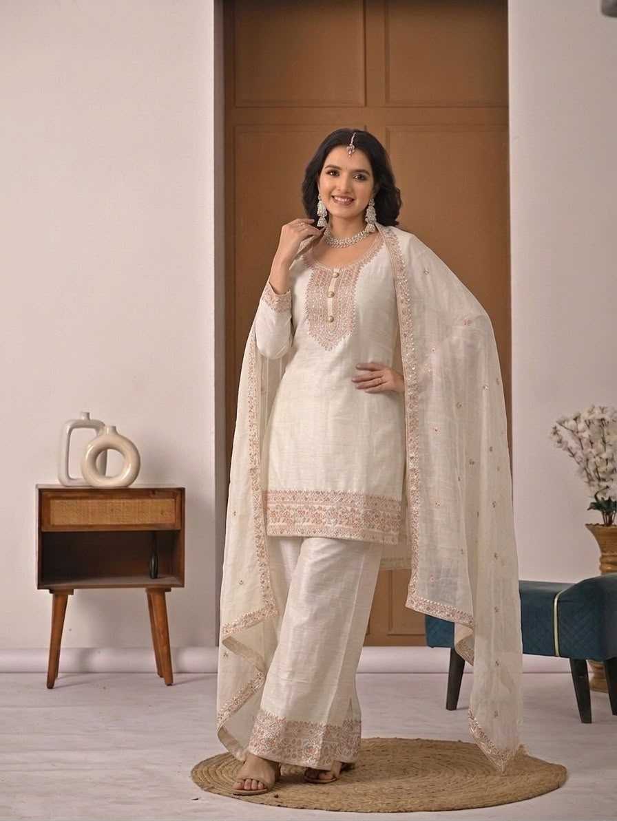 Crush Silk Embroidery Suit