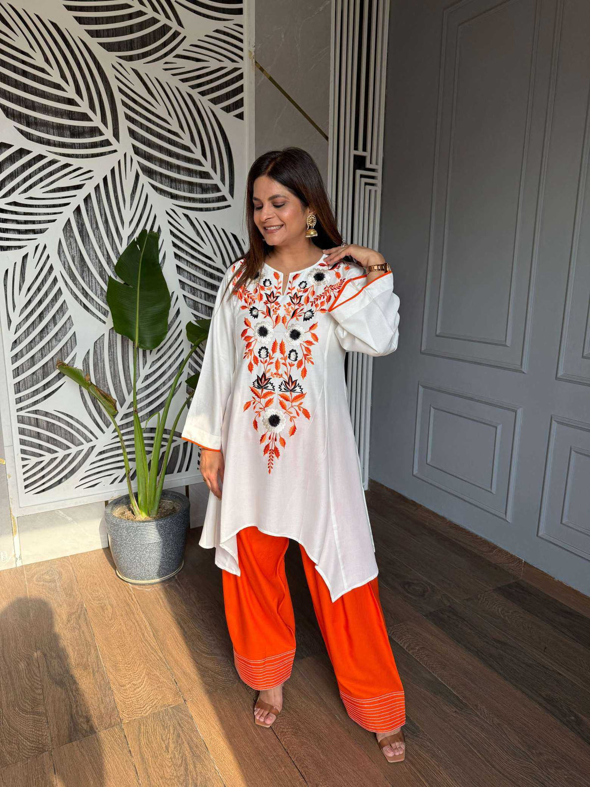 Crepe Embroidery Suit in Rani