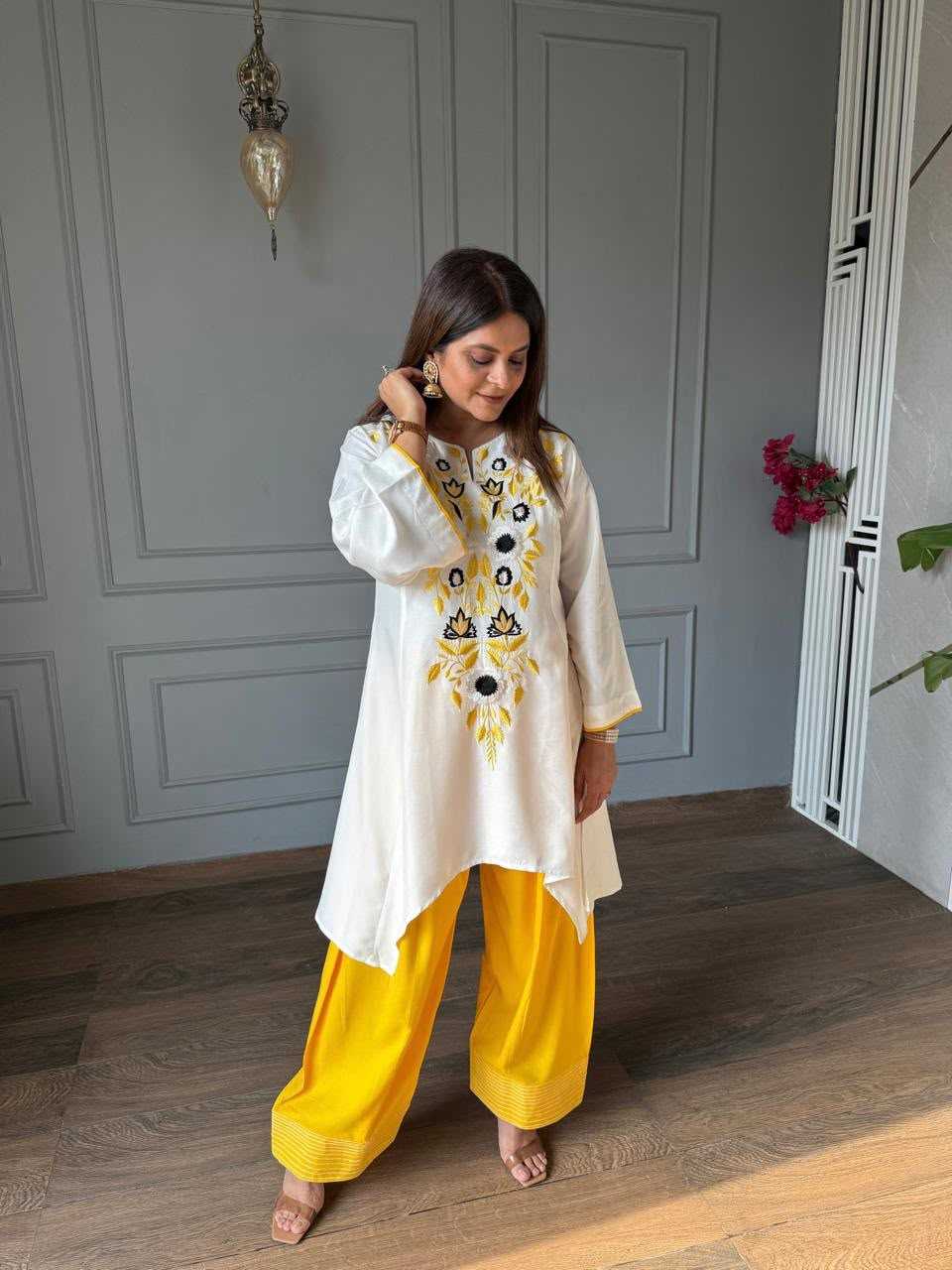 Crepe Embroidery Suit in Rani
