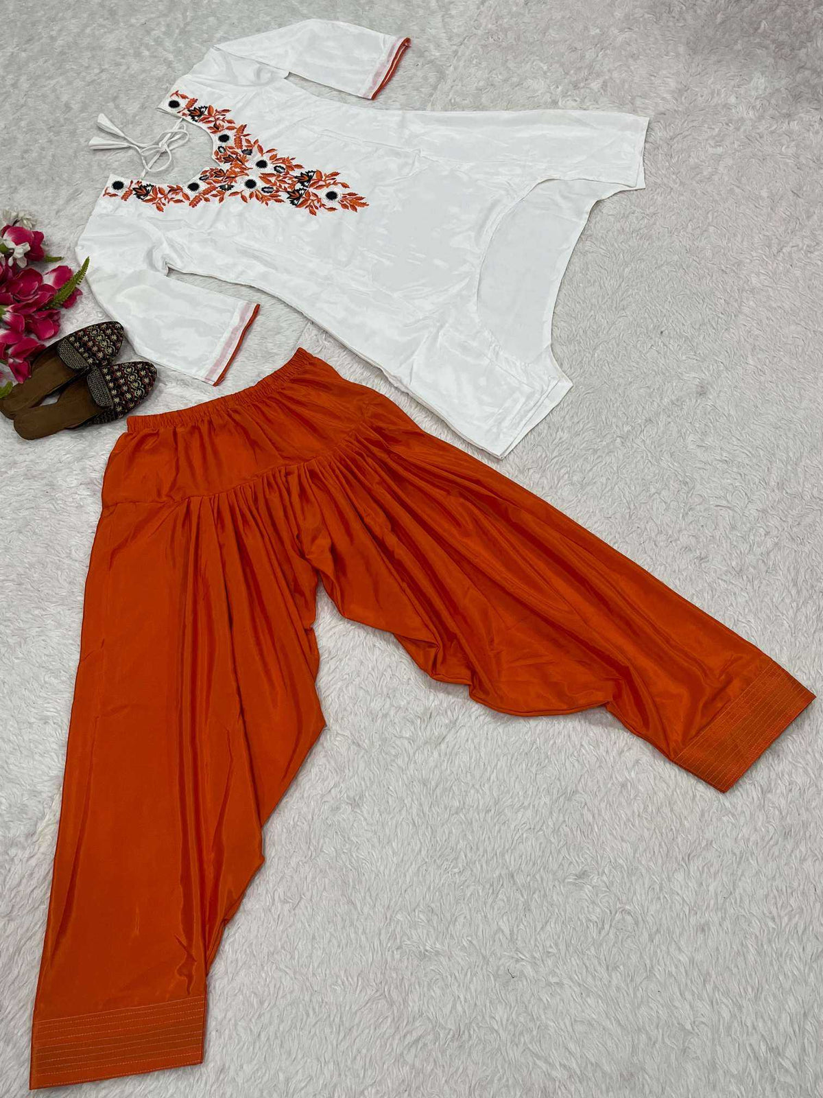 Crepe Embroidery Suit in Rani