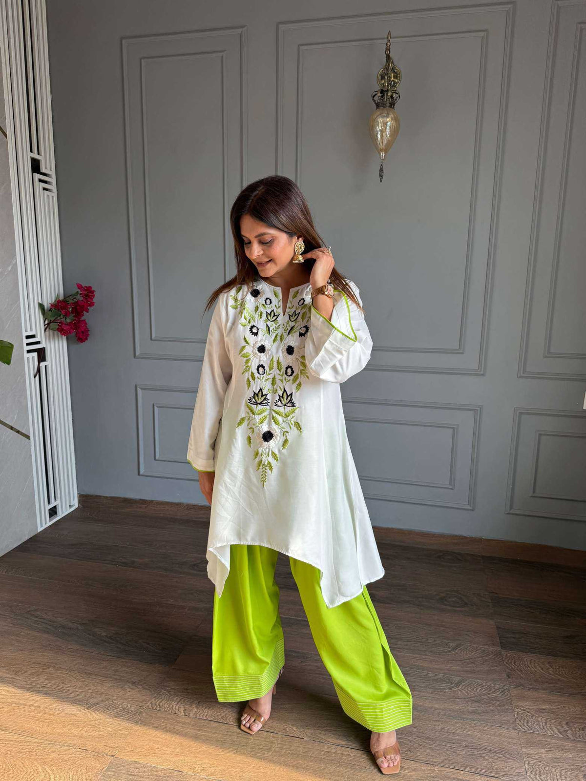 Crepe Embroidery Suit in Rani