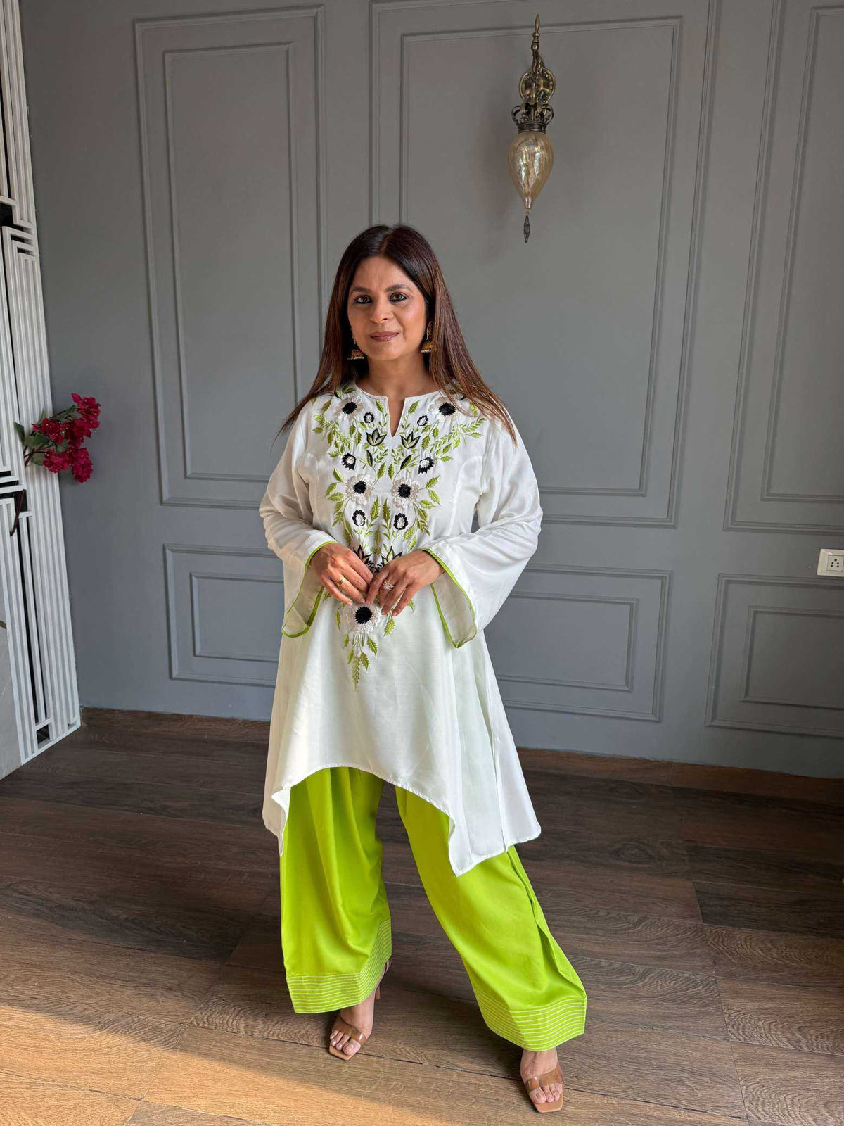 Crepe Embroidery Suit in Rani