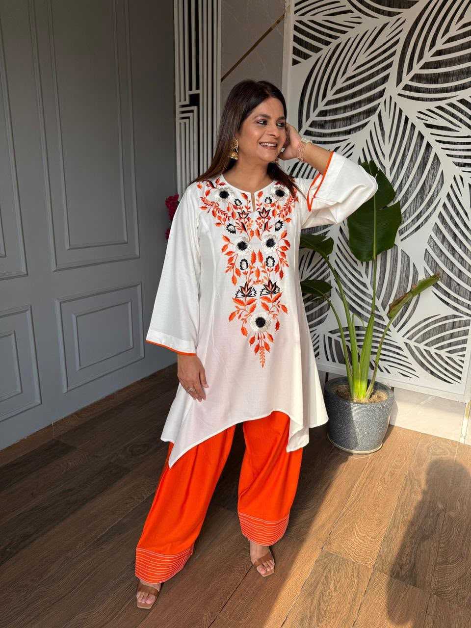 Crepe Embroidery Suit in Rani