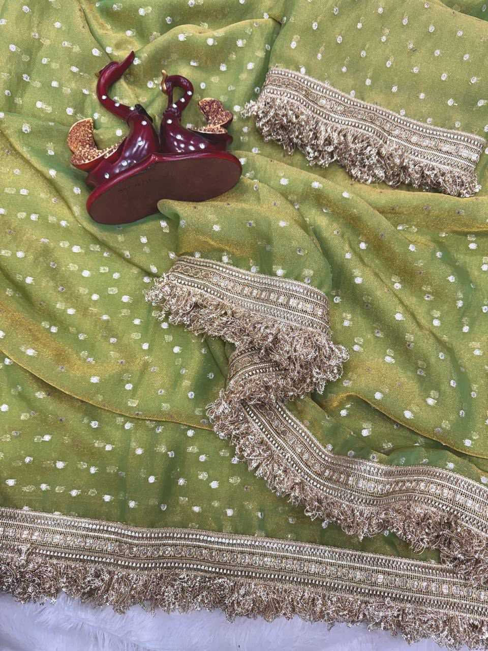 Silk Traditional Saree in Lavender