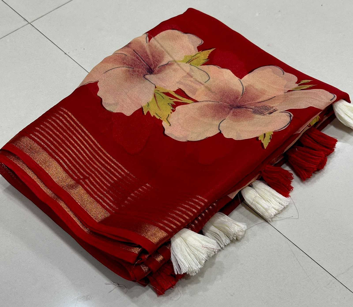 Ahaana Premium Georgette Saree