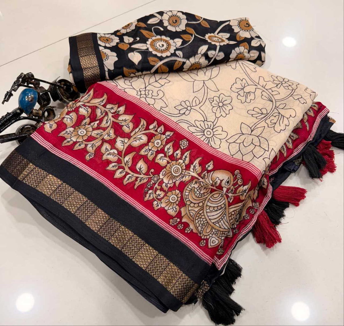 Chhavi Premium Georgette Designer Saree in Red