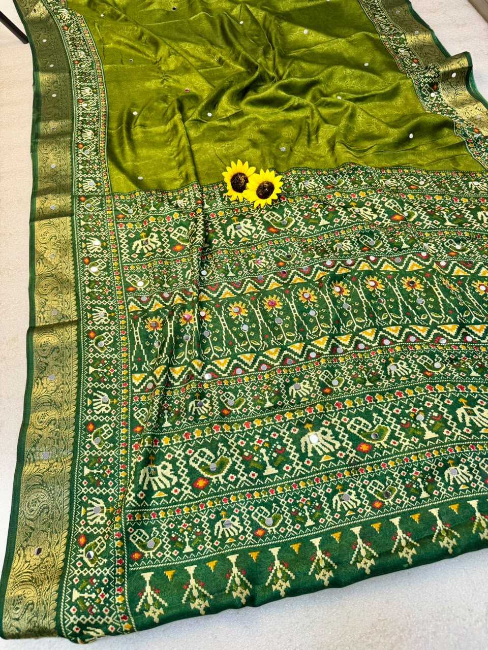 Viscose Mirror Work Saree