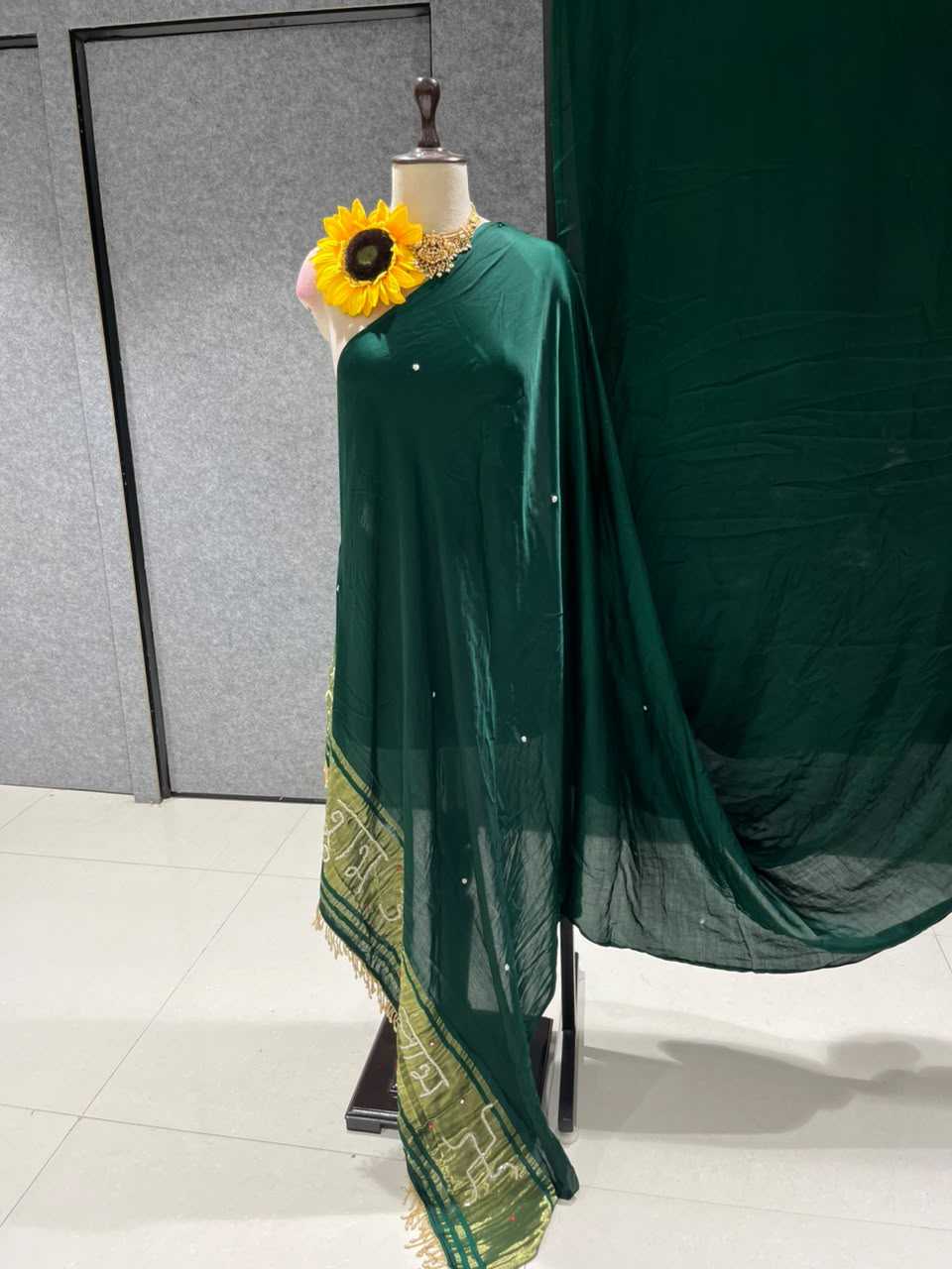 Amodita Gajji Silk Modal Saree